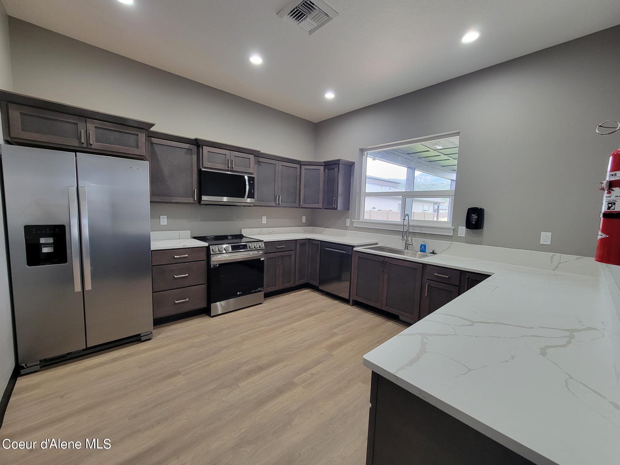 8659 W Hood St, Rathdrum, Idaho image 30