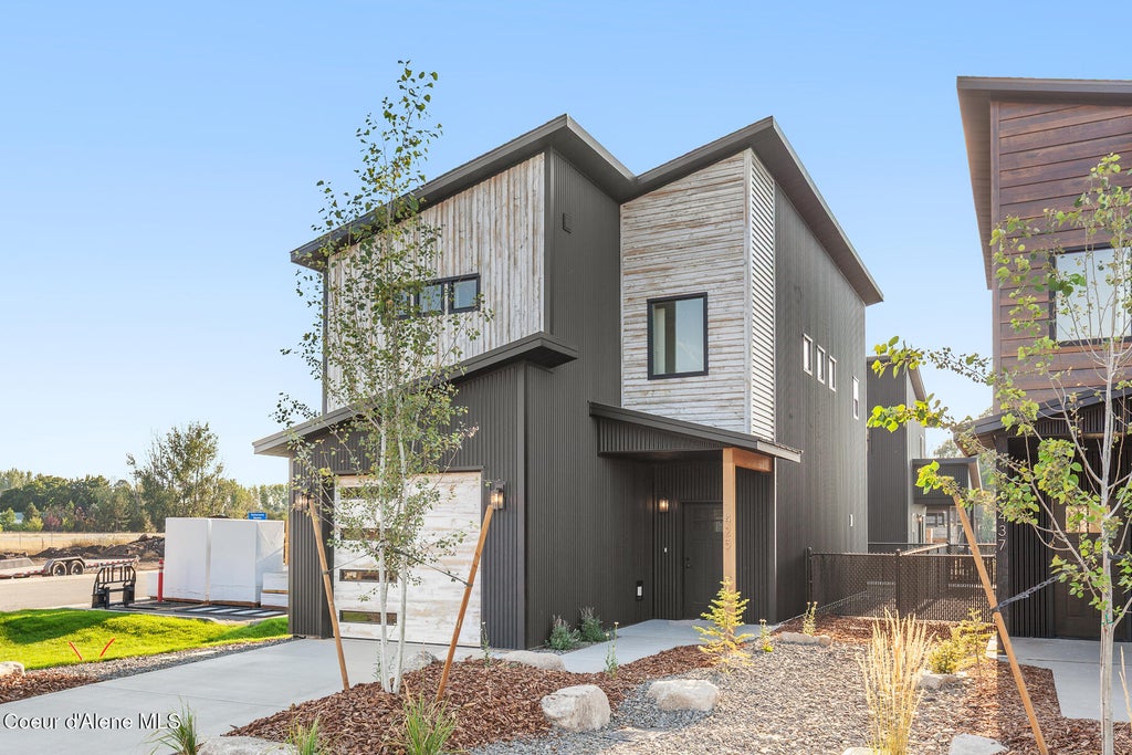 Photo of 425 Wylder Loop, Post Falls, ID 83854 (MLS # 26-7047)