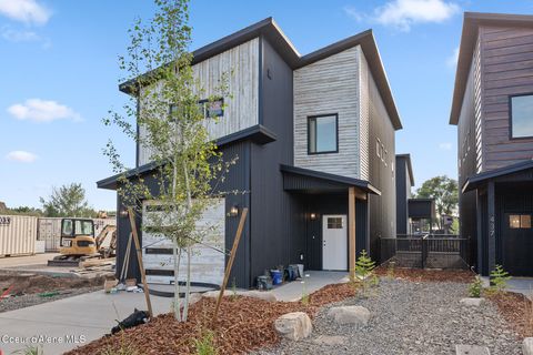 Photo of 425 Wylder, Coeur dAlene, ID 83814 (MLS # 26-7047)