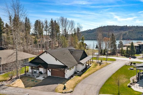 Homes For Sale - 403 Slaveck<br/> Dover, ID 83825