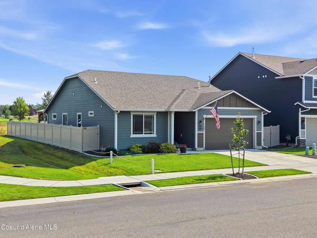 Photo of 1628 Wollaston DR, Post Falls, ID 83854 (MLS # 26-8672)