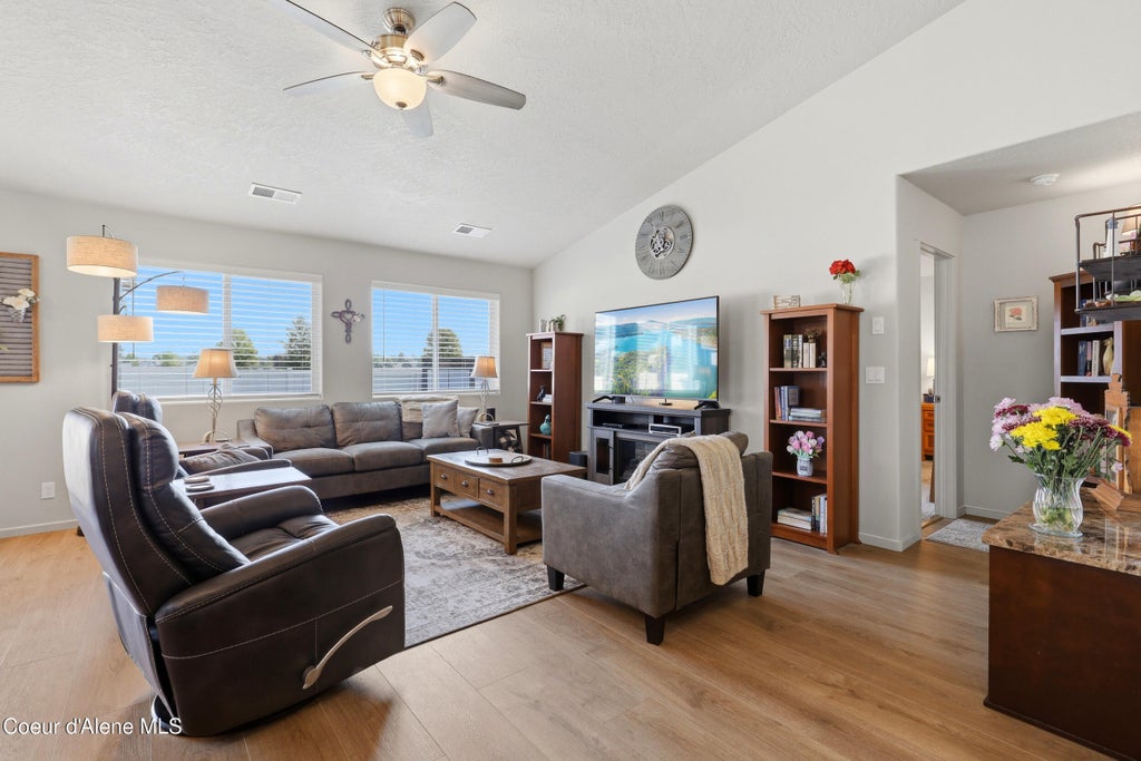Photo of 1628 Wollaston DR, Post Falls, ID 83854 (MLS # 26-8672)