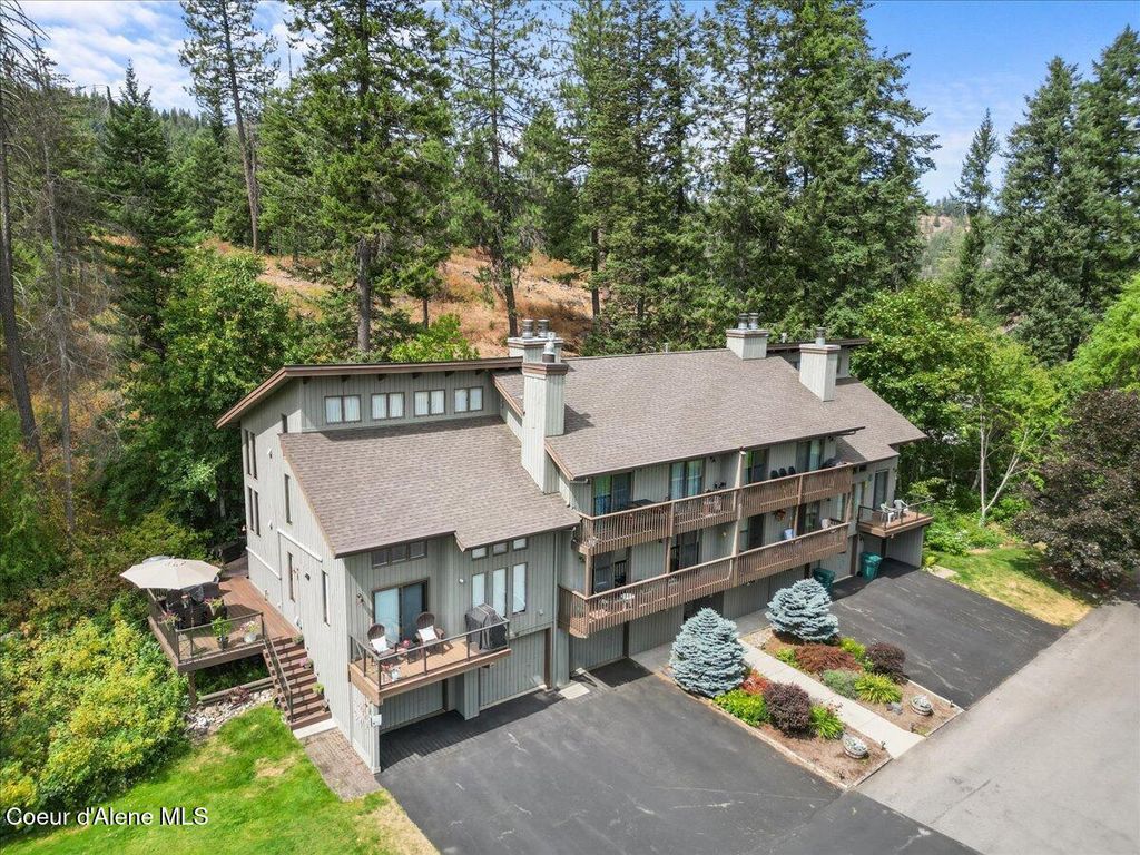 Photo of 5276 Racquet RD #UNIT 11, Rathdrum, ID 83858 (MLS # 26-6855)