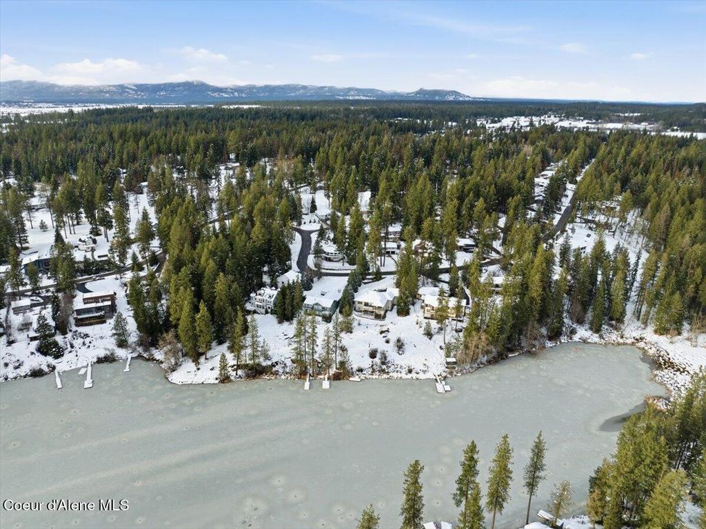 Photo of 12331 Avondale Loop, Hayden, ID 83835 (MLS # 26-667)