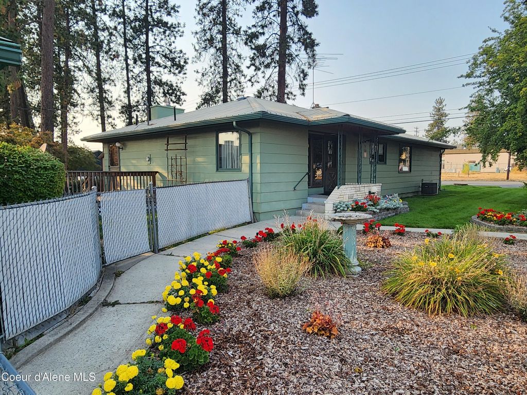 Photo of 212 MULLAN, Post Falls, ID 83854 (MLS # 25-10260)