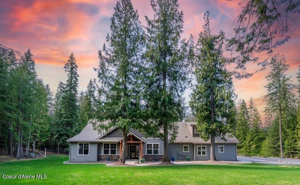 Photo of 3102 Mack Ln, Rathdrum, ID 83858 (MLS # 26-6534)