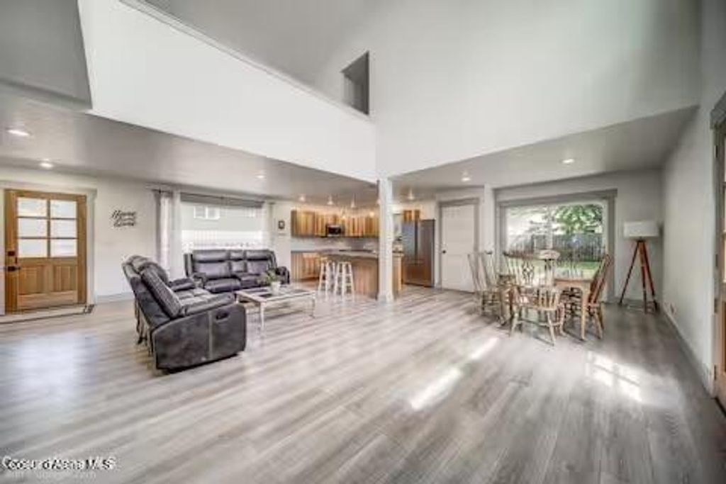 Photo of 1012 D St, Coeur dAlene, ID 83814 (MLS # 26-5277)