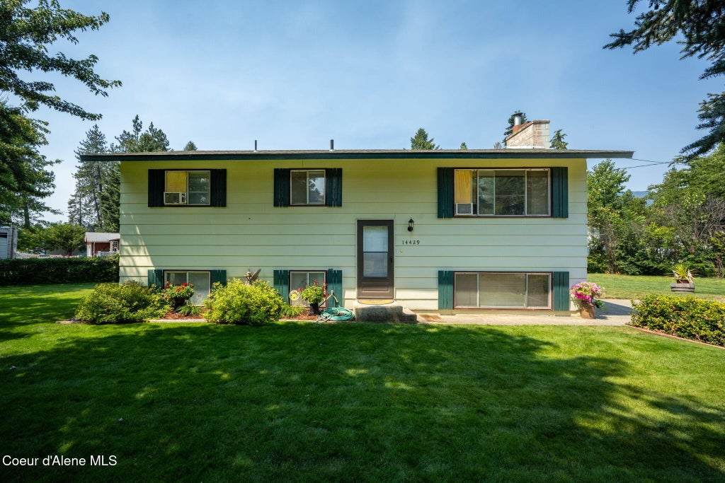 Photo of 14429 Arbor, Rathdrum, ID 83858 (MLS # 26-7770)