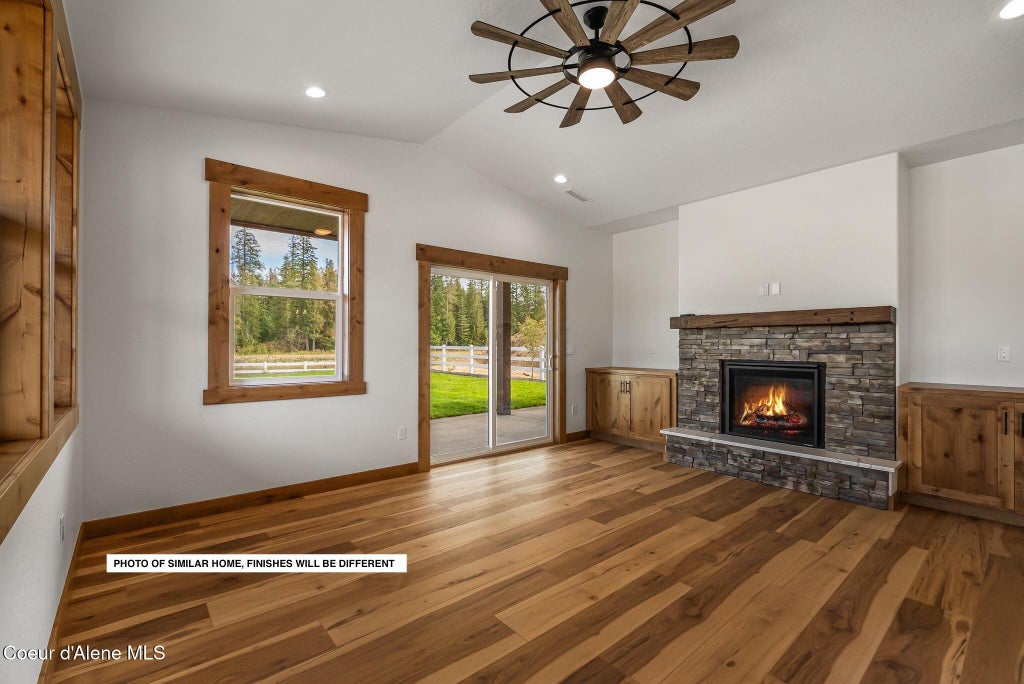 Photo of 191 Backtrack Rd Rd, Sandpoint, ID 83864 (MLS # 26-10010)