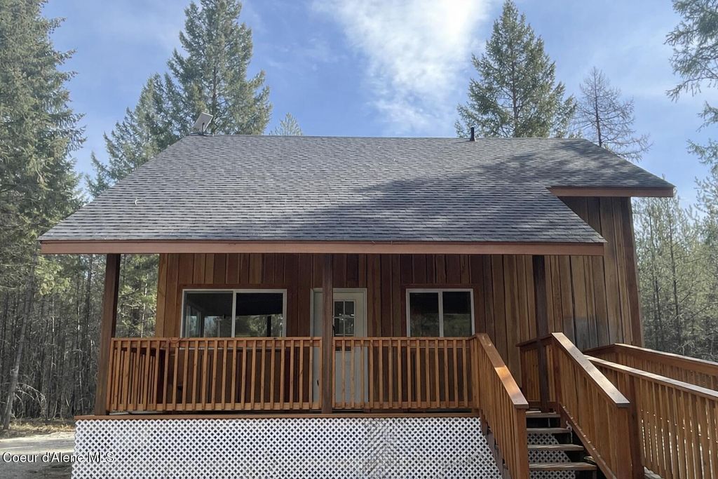 Photo of 391 Champs Rd, Bonners Ferry, ID 83805 (MLS # 26-2909)