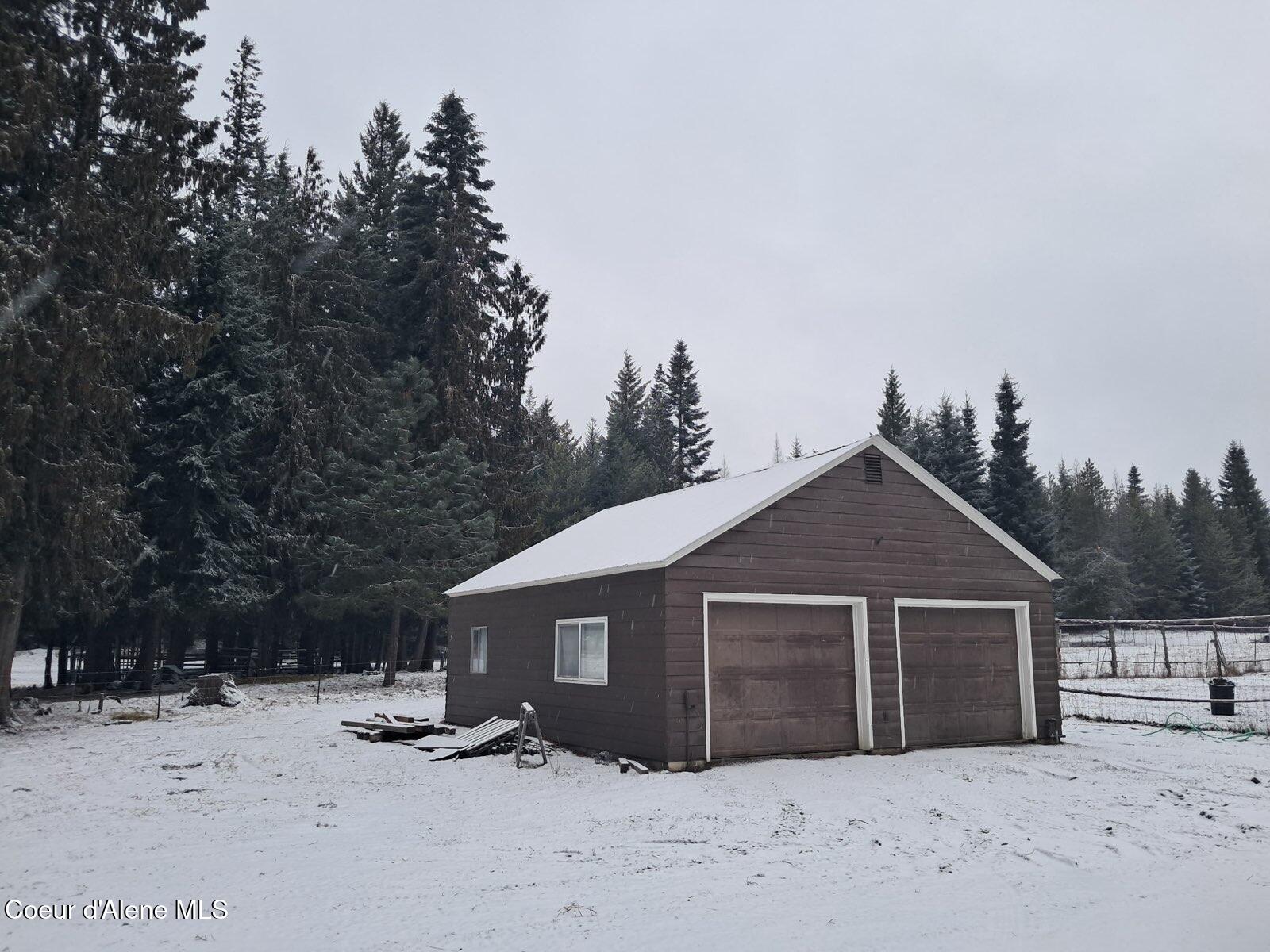 994 Lost Mile Rd #714, Bonners Ferry, Idaho image 2