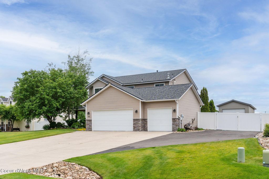 Photo of 2492 Evening Star RD, Post Falls, ID 83854 (MLS # 26-6860)