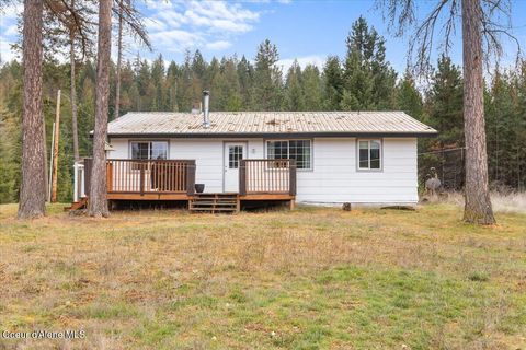 Photo of 286 Dufort Rd, Sagle, ID 83860 (MLS # 25-11255)
