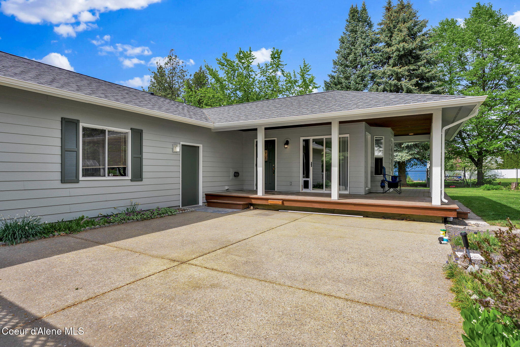 7776 N Valley St, Dalton Gardens, Alaska image 47