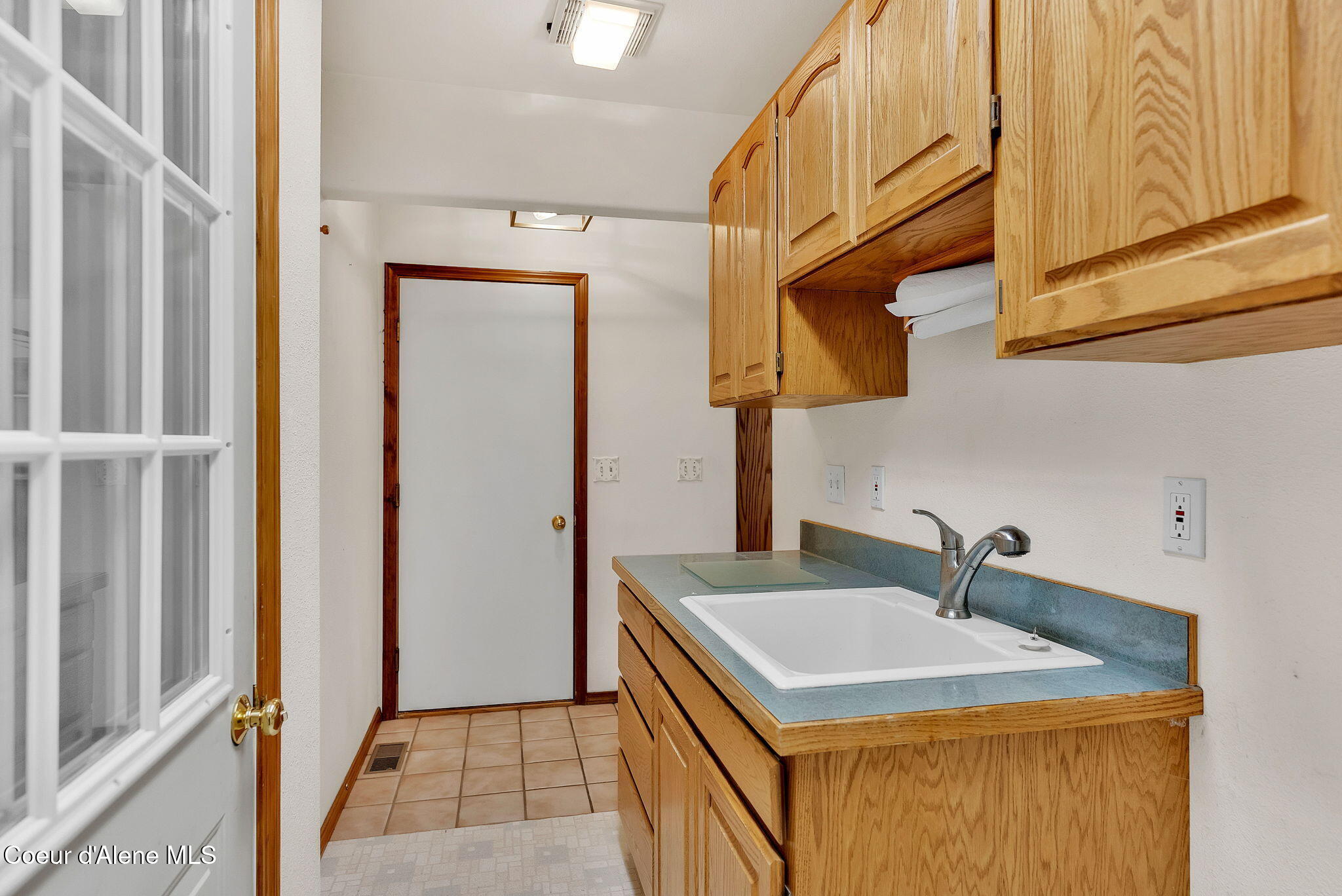 7776 N Valley St, Dalton Gardens, Alaska image 17
