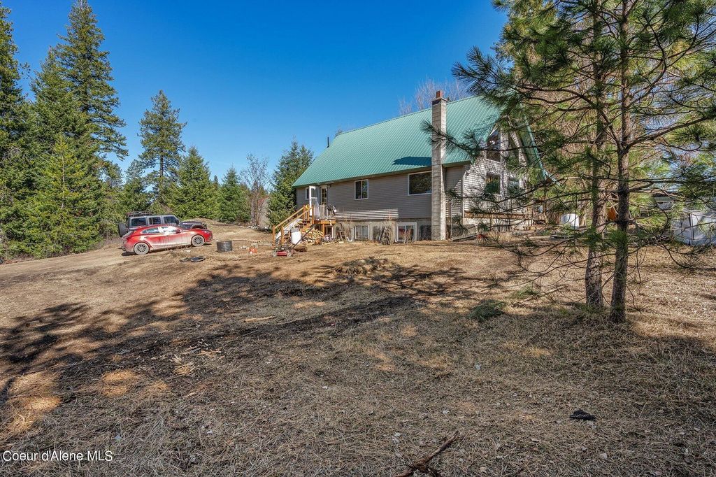 Photo of 32855 5th Ave, Spirit Lake, ID 83869 (MLS # 25-4359)