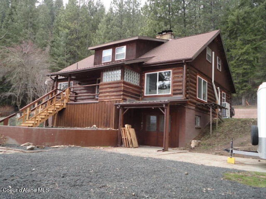 Photo of 1034 Saint Joe River River, St. Maries, ID 83861 (MLS # 26-3015)