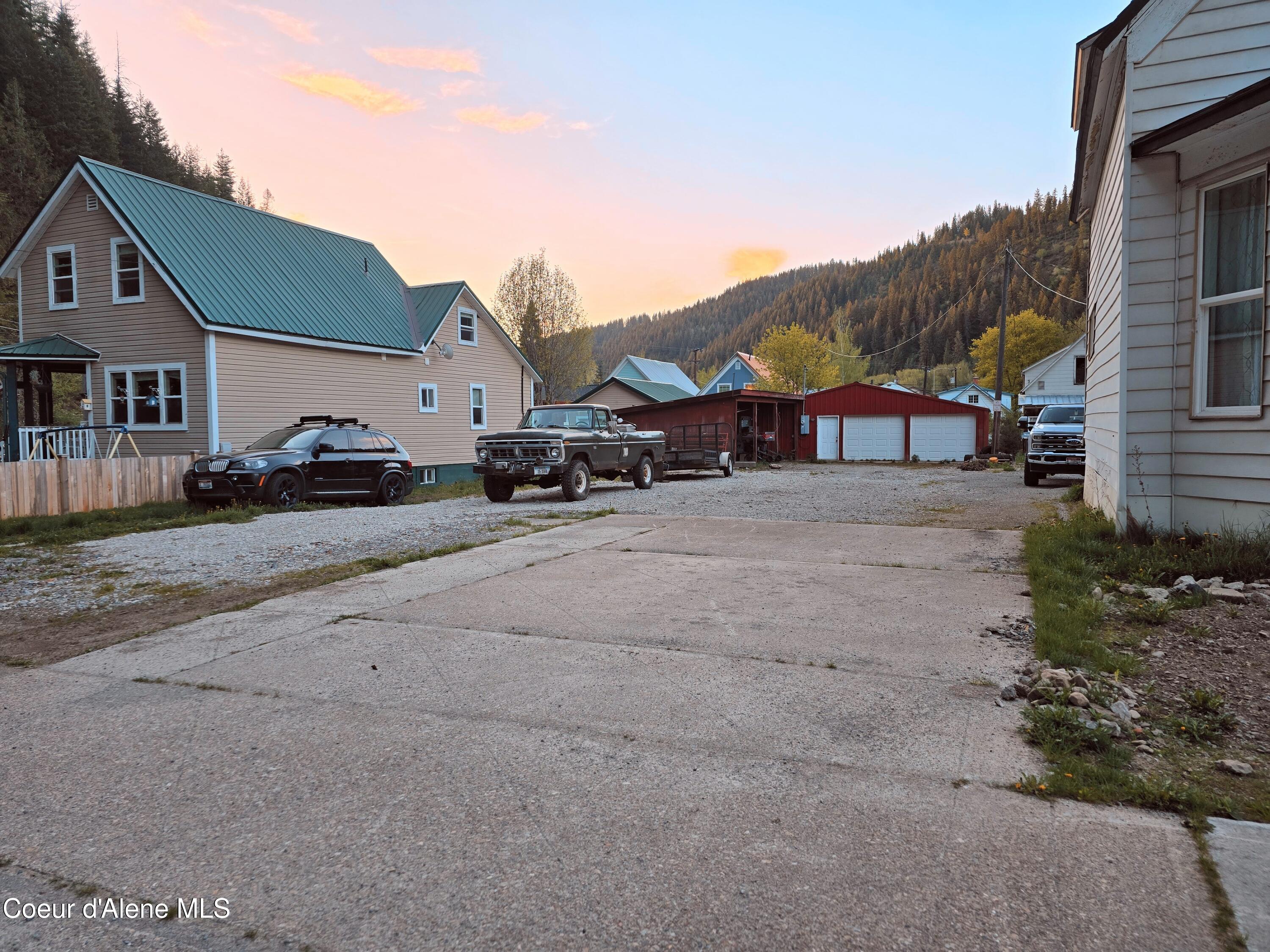 115 River St, Wallace, Alaska image 1