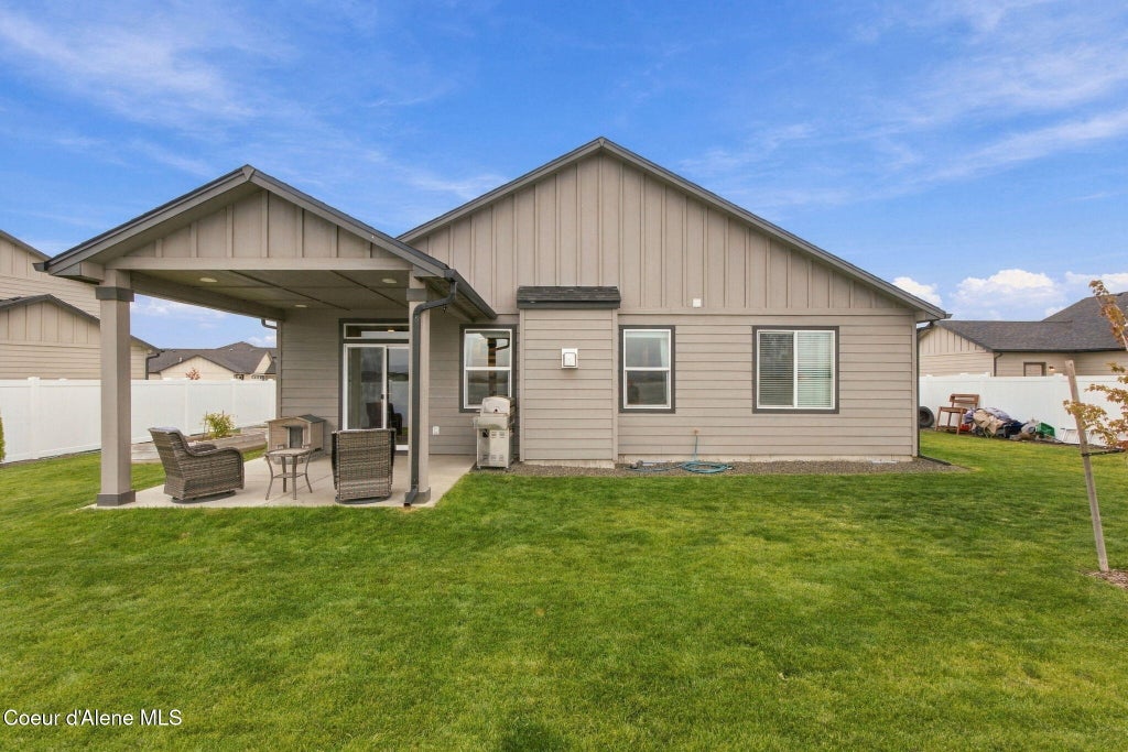 Photo of 11779 Lennon LN, Rathdrum, ID 83858 (MLS # 26-9916)