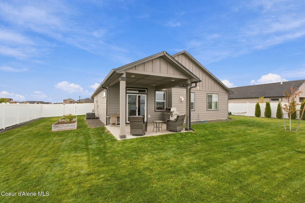 Photo of 11779 Lennon LN, Rathdrum, ID 83858 (MLS # 26-9916)