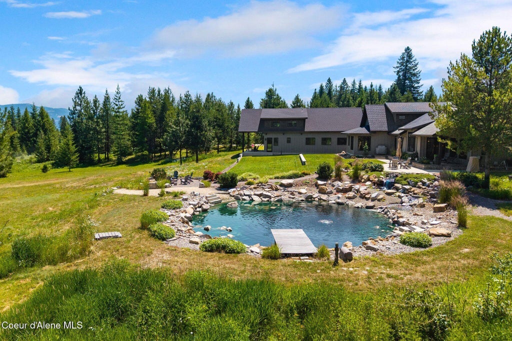 Photo of 417 Ravenwood DR, Sandpoint, ID 83864 (MLS # 26-8945)