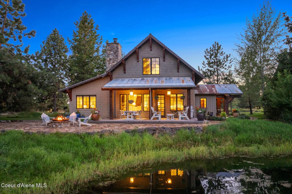Photo of 6779 OLD BARN Rd, Harrison, ID 83833 (MLS # 25-8780)