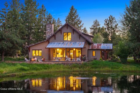Photo of 6779 OLD BARN Rd, Harrison, ID 83833 (MLS # 25-8780)