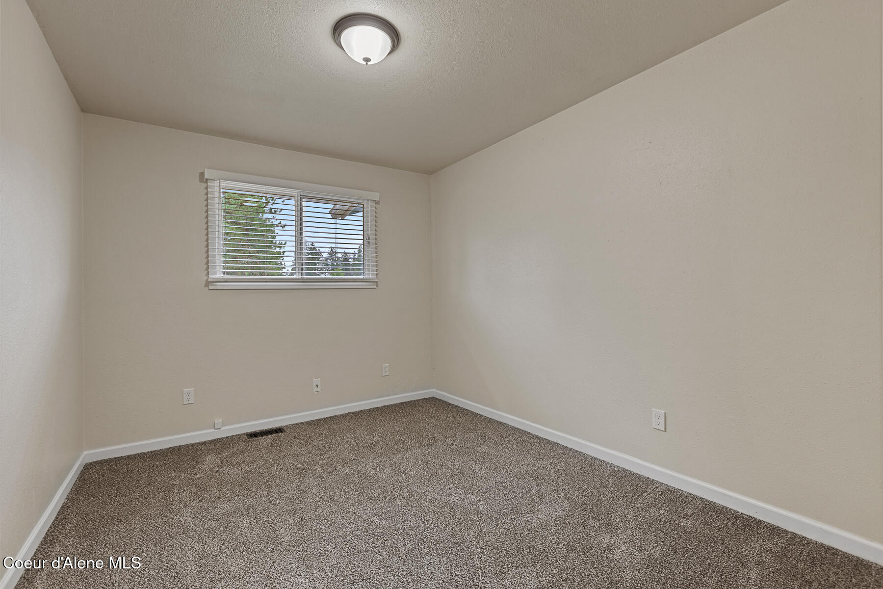 410 S Pinewood Dr, Post Falls, Idaho image 11
