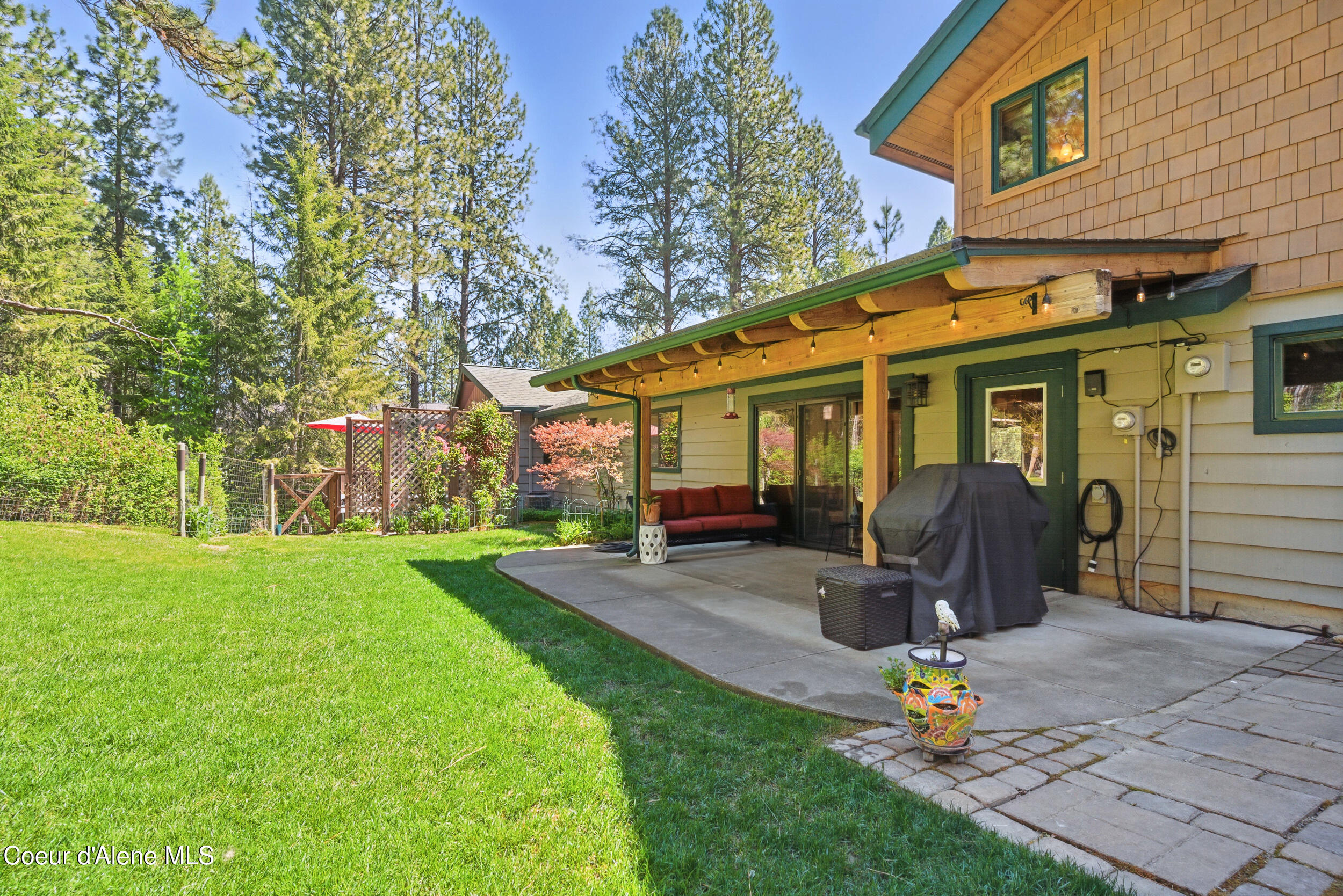 Sandpoint, Idaho, 83864, United States, 4 Bedrooms Bedrooms, ,3 BathroomsBathrooms,Residential,Active,2027775