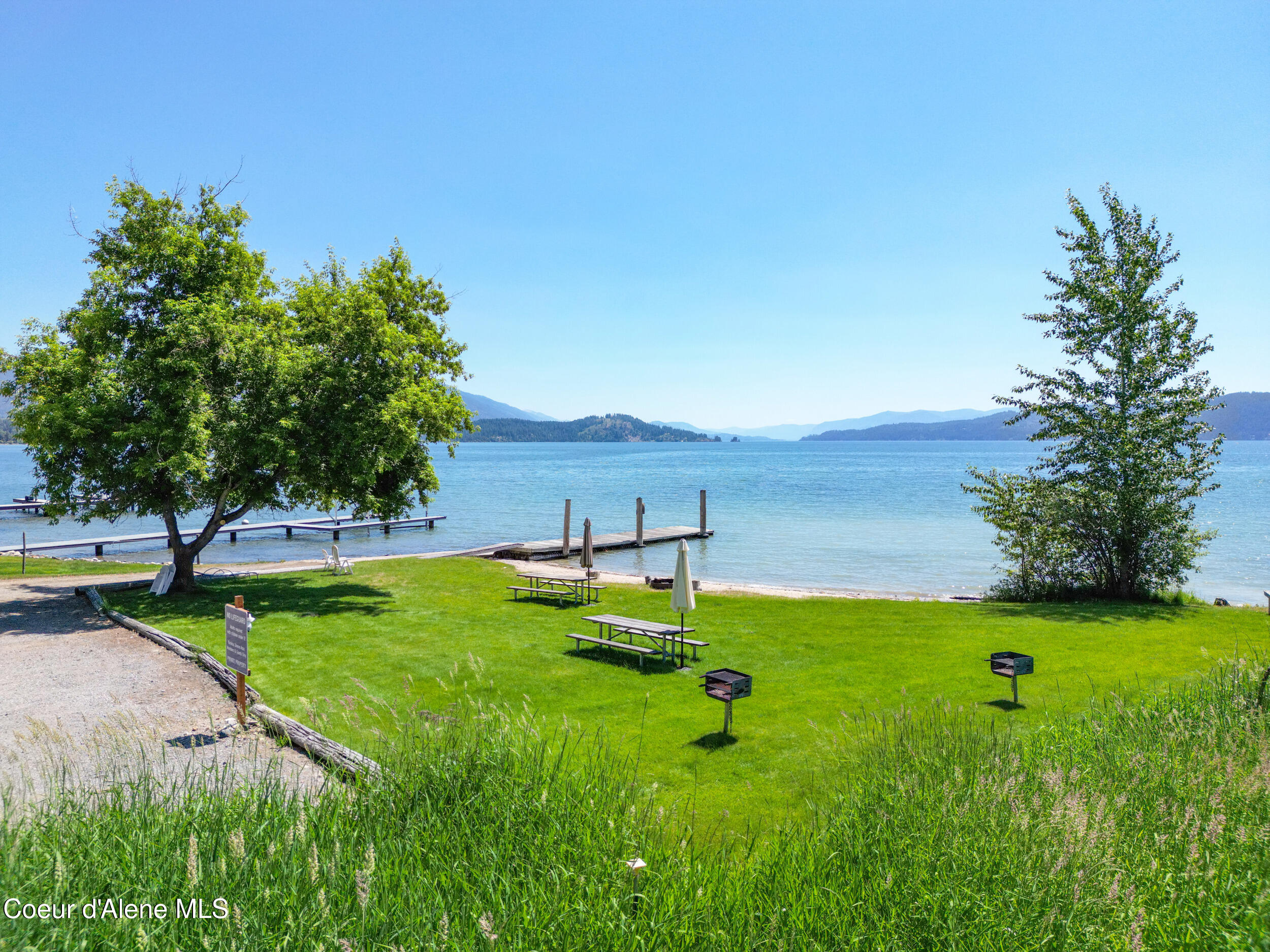 Sandpoint, Idaho, 83864, United States, 4 Bedrooms Bedrooms, ,3 BathroomsBathrooms,Residential,Active,2027775
