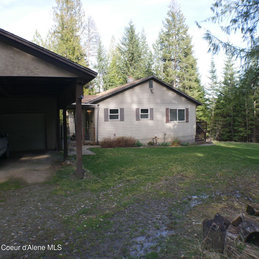 Photo of 290 Stony Ridge Ridge, St. Maries, ID 83861 (MLS # 26-3174)