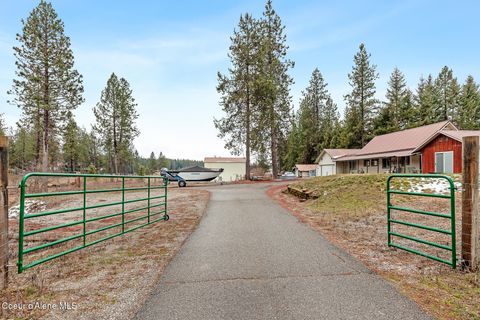 Photo of 2874 Hudlow Rd, Hayden, ID 83835 (MLS # 26-1634)