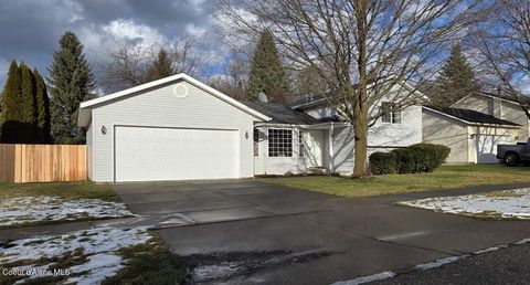 Photo of 869 Mustang Ave, Hayden, ID 83835 (MLS # 26-6072)