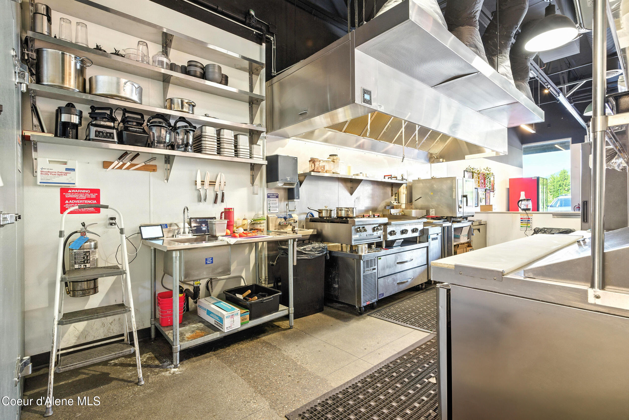 Ponderay, Idaho 83852, United States, ,Commercial,Active,171356