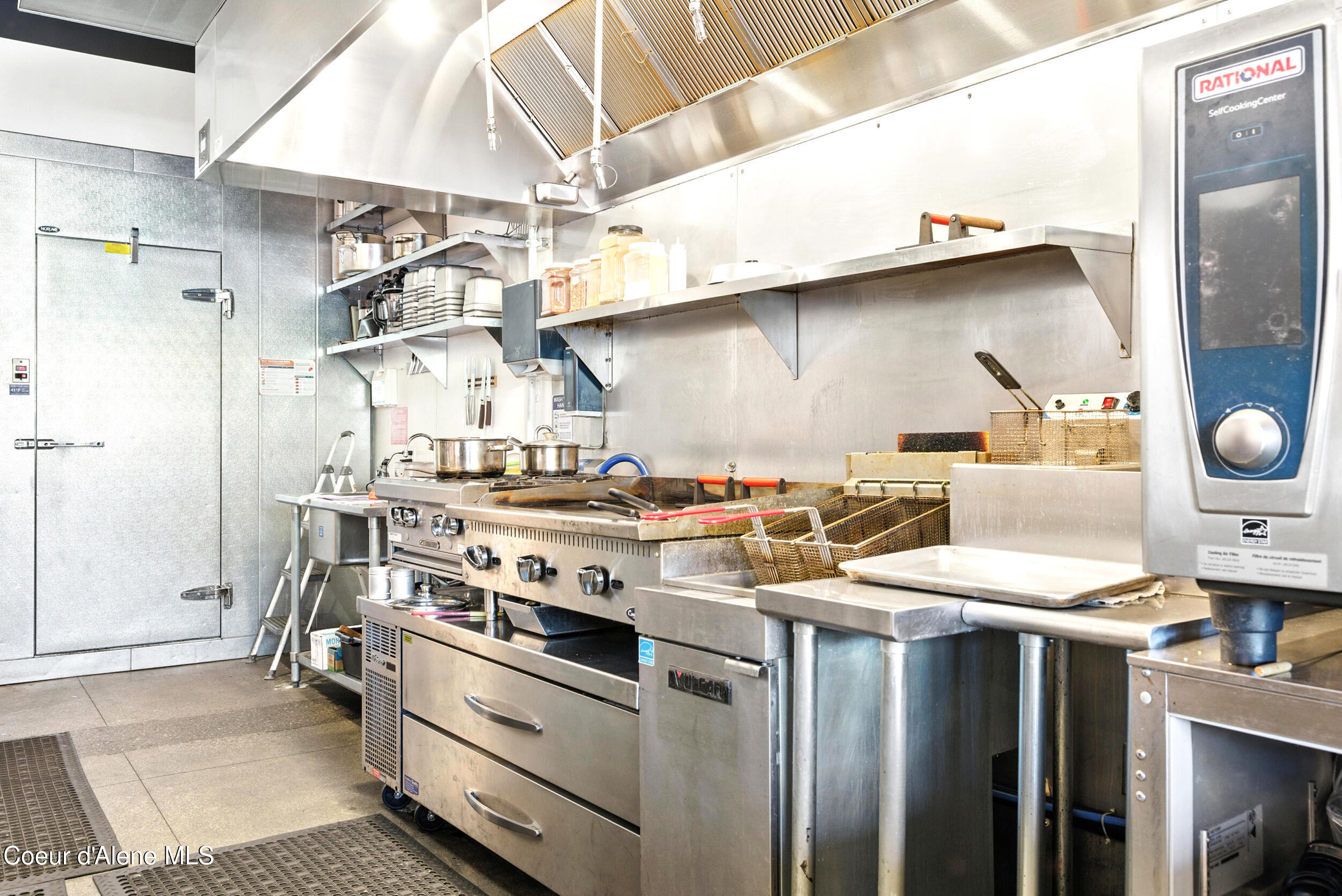 Ponderay, Idaho 83852, United States, ,Commercial,Active,171356