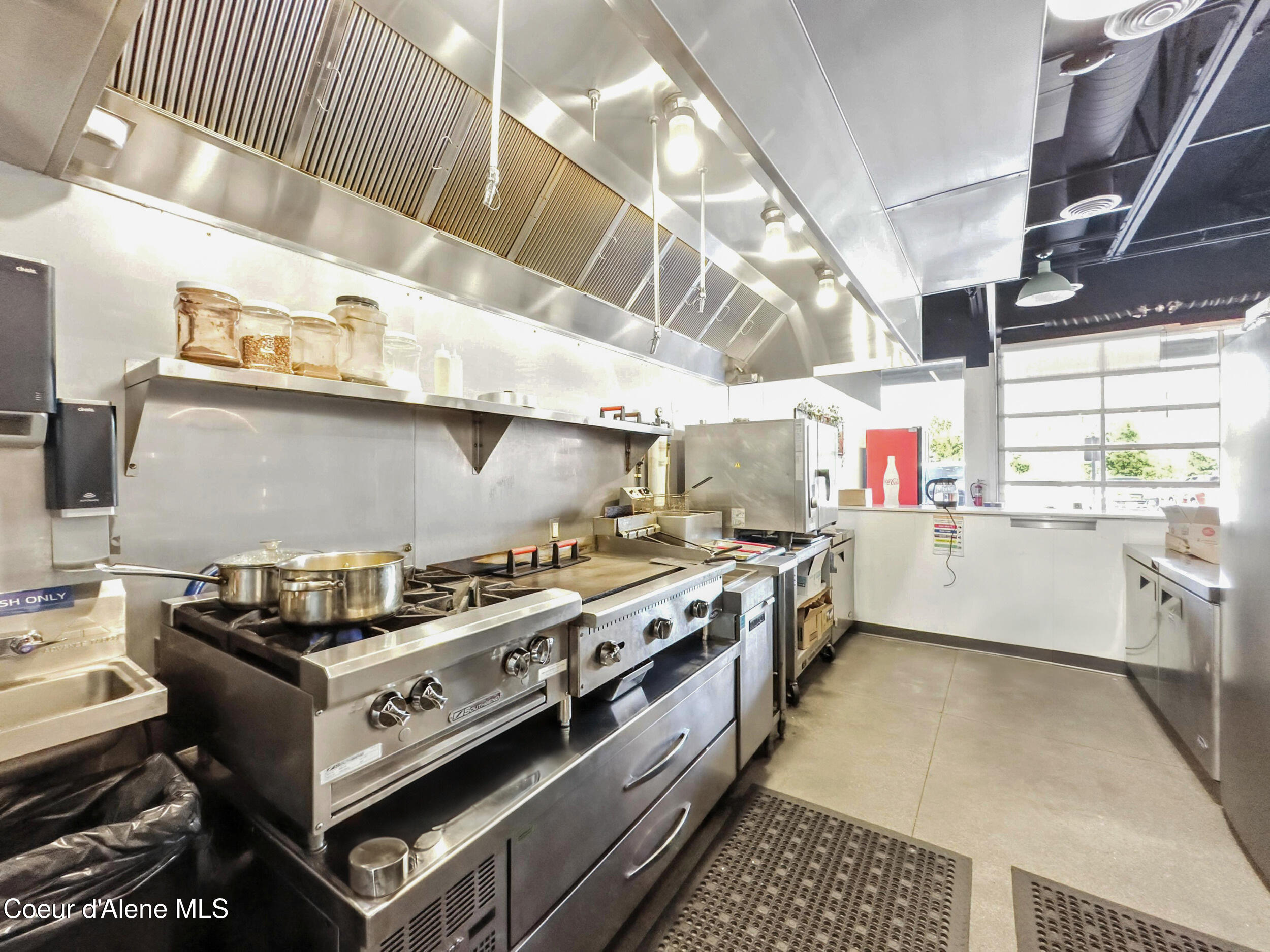 Ponderay, Idaho 83852, United States, ,Commercial,Active,171356