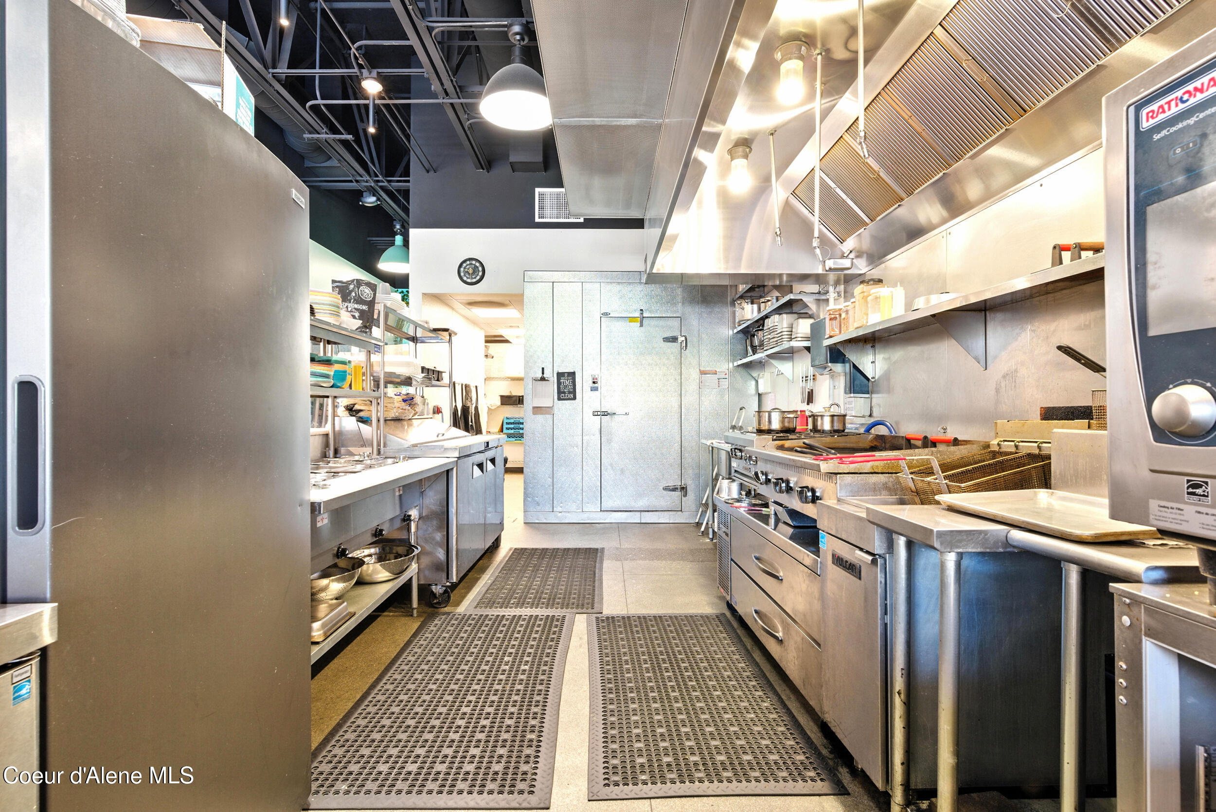 Ponderay, Idaho 83852, United States, ,Commercial,Active,171356