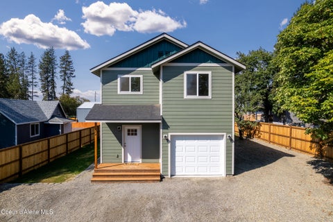 Photo of 240 7th St, Priest River, ID 83856 (MLS # 26-9254)