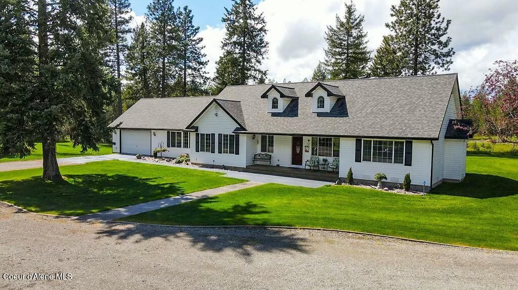 Photo of 30607 PHEASANT RUN Ct, Athol, ID 83801 (MLS # 25-2403)
