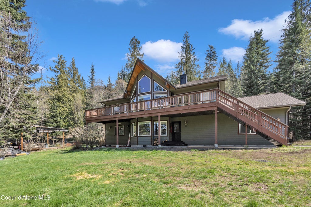 Photo of 458 Kirby Mountain Mountain, Hope, ID 83836 (MLS # 26-10554)