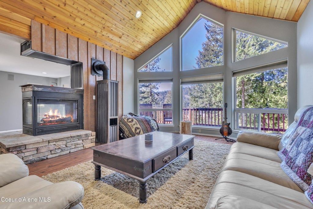Photo of 458 Kirby Mountain Mountain, Hope, ID 83836 (MLS # 26-10554)