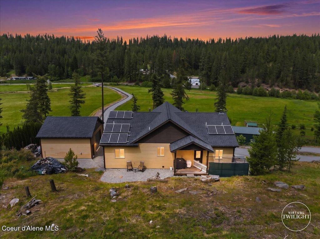Photo of 6608 Cougar Gulch RD, Coeur dAlene, ID 83814 (MLS # 26-5950)