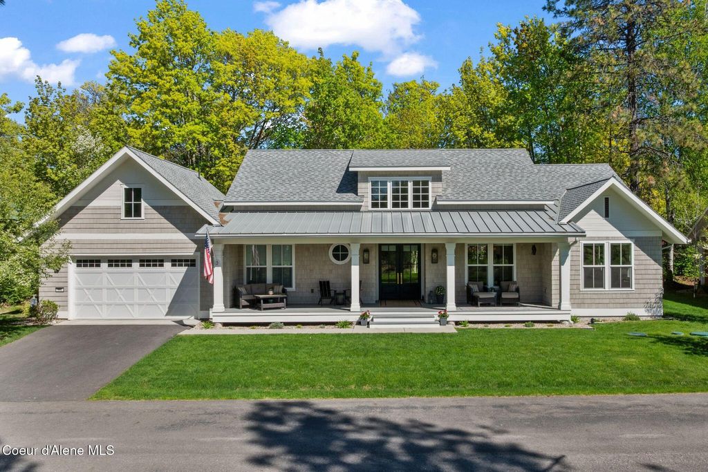 Photo of 306 Eskridge Place Place, Dover, ID 83825 (MLS # 26-5927)