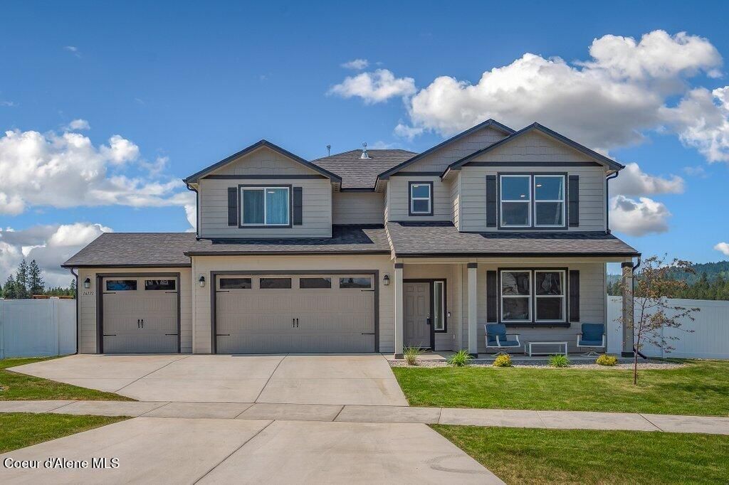 Photo of 16171 Hadley Loop, Rathdrum, ID 83858 (MLS # 26-750)