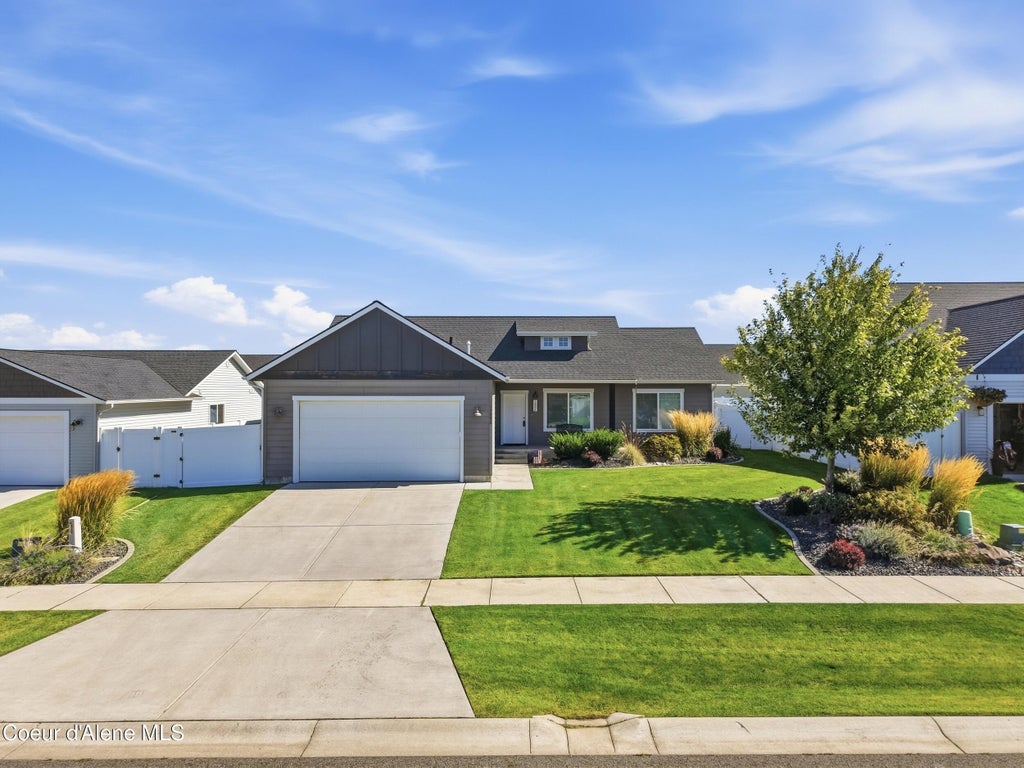Photo of 12090 Gipper Loop, Rathdrum, ID 83858 (MLS # 26-9448)