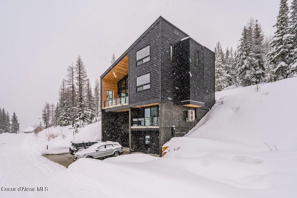 Photo of 304 Blizzard DR, Sandpoint, ID 83864 (MLS # 26-5097)