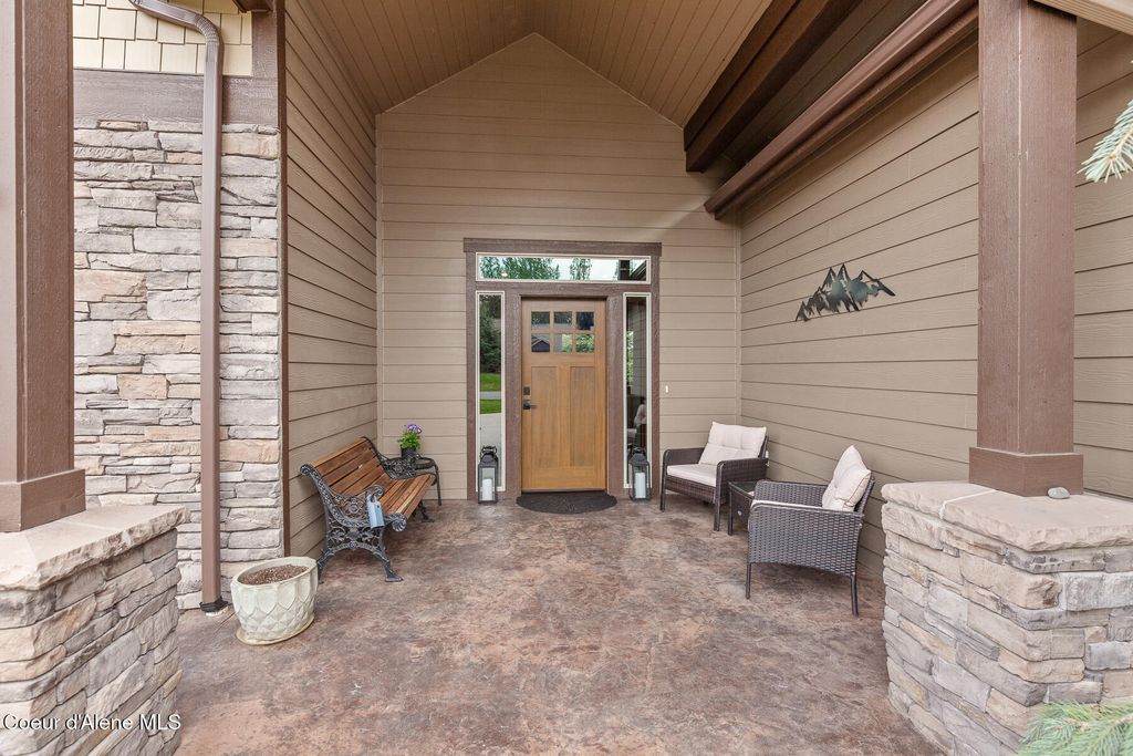 Photo of 12835 Sunflower Loop, Hayden, ID 83835 (MLS # 26-2594)