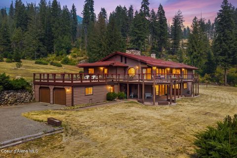 Photo of 887 Blue Lake Lake, Priest River, ID 83856 (MLS # 26-7549)