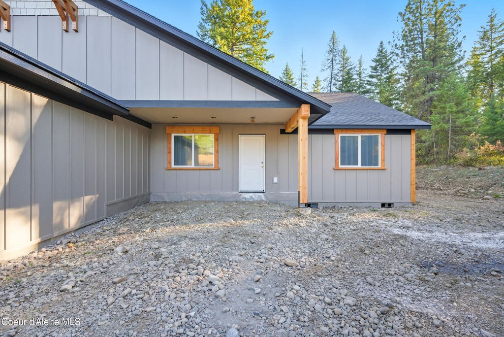 Photo of 5382 Van Buren St, Spirit Lake, ID 83869 (MLS # 25-9830)
