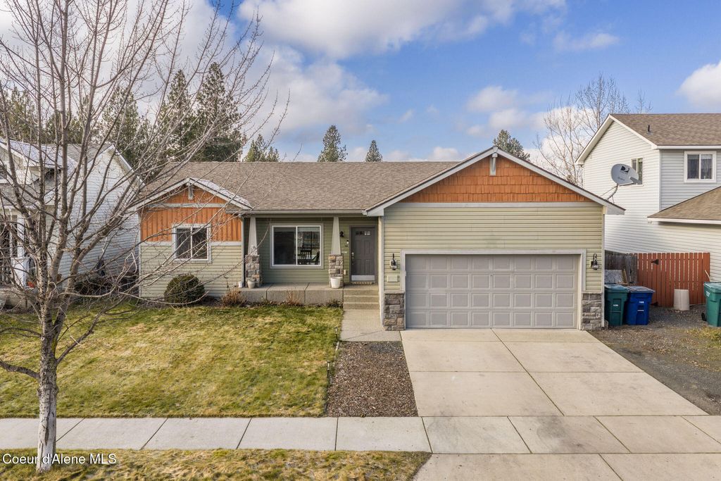 Photo of 1253 Monticello St, Post Falls, ID 83854 (MLS # 26-765)